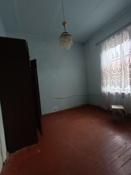 Срочно продается 2 комнатная квартира. Телеграф район.