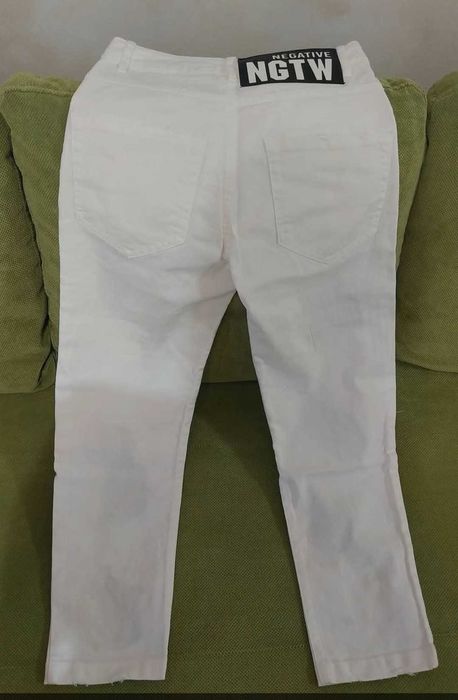 Нови дънки Negativ с етикет XS/S