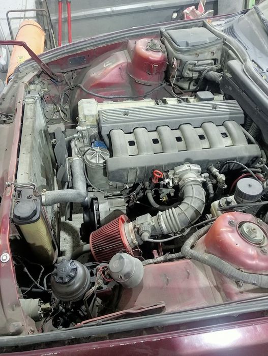 Продаю BMW 520 в среднем состоянии