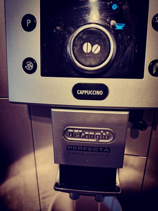 Espressor DeLonghi Perfecta Cappuccino