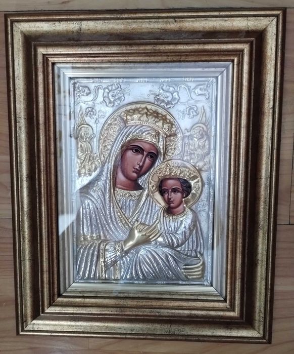 Icoana copie dupa o veche icoana bizantina placata cu Argint pur de 999 si Aur 24k, dimensiune 19 x 14 cm