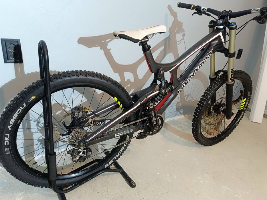 Santa Cruz V10 – RockShox BoXXer