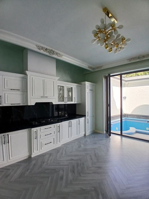 Евро дом на Никитина. Метро Б.И.Й.