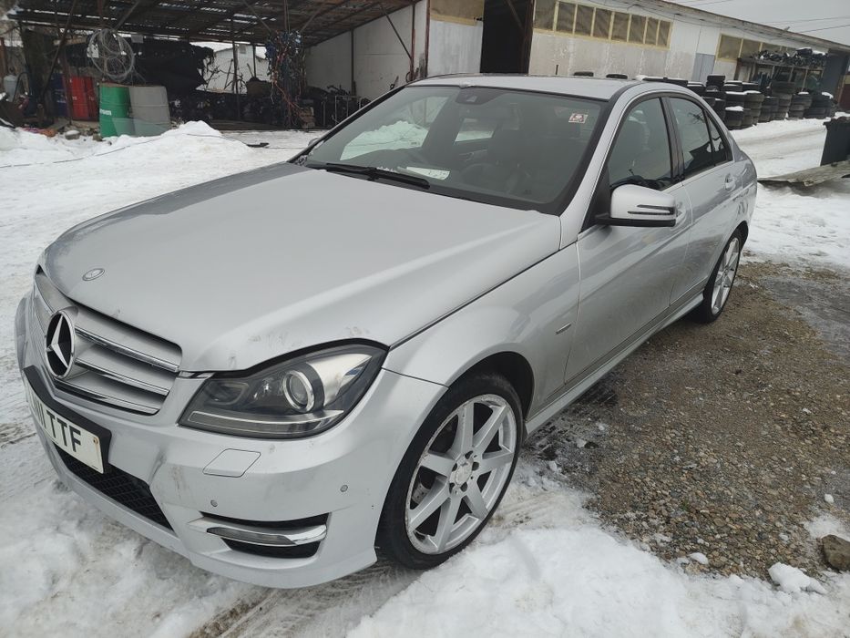 Piese bara AMG trager radiatoare bot geam ecu Sam Mercedes w204 2011