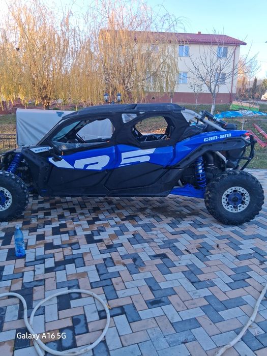 Can am Maverick X
