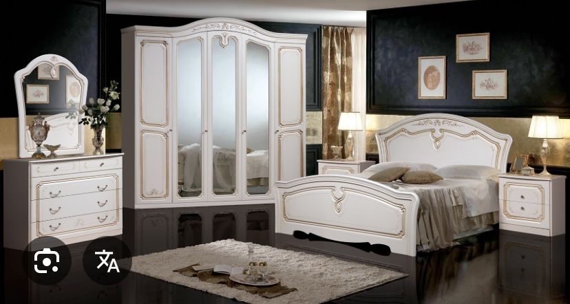 Спальные гарнитуры