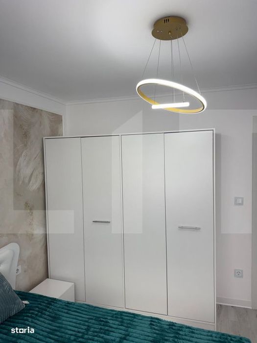 Apartament trei camere, 67 mp, zona Sagului