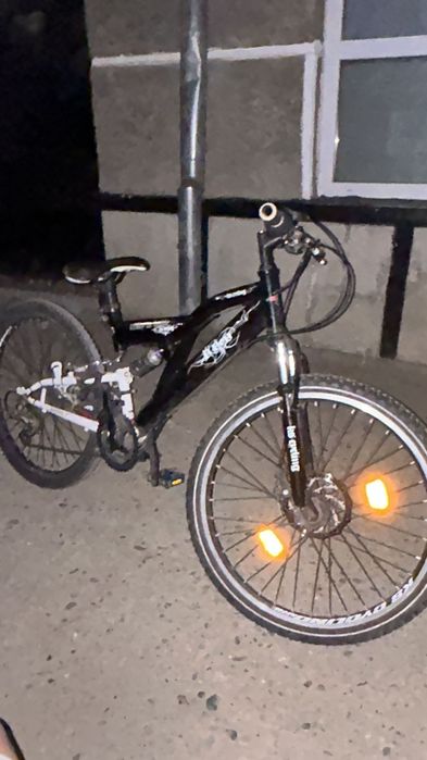 Vând bicicletă MTB