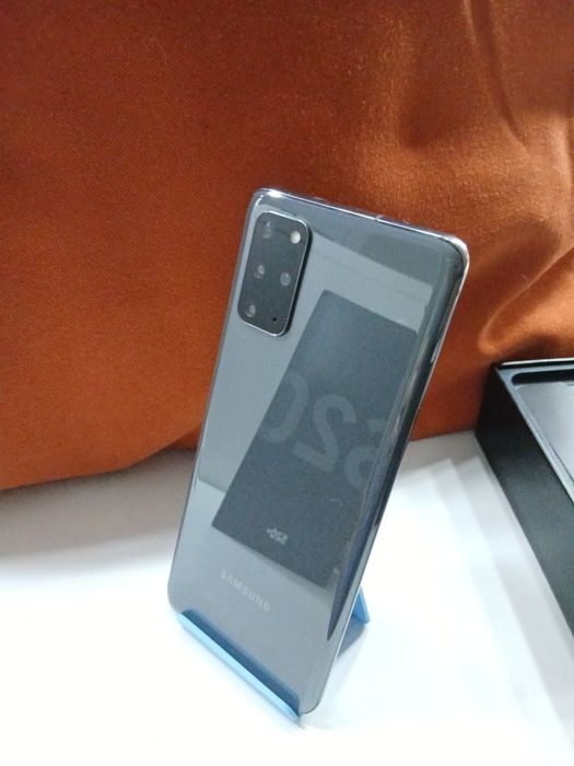 Samsung galaxy S 20+ plus