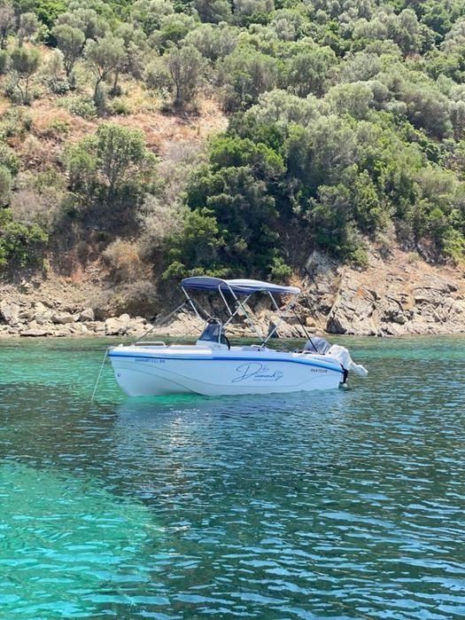 Нови лодки 4.5м,Yamaha 30f и колисар!