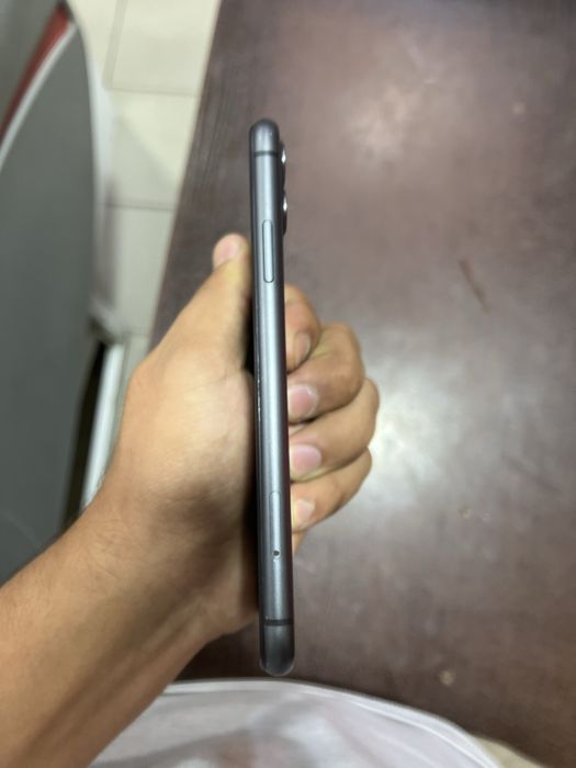 iphone11 xolat yaxw chaqa chuqas yoq