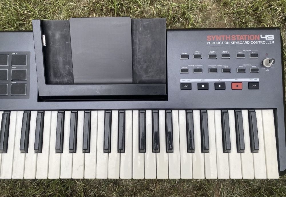Akai Synth 49 / M-Audio Axiom 49 claviatura midi