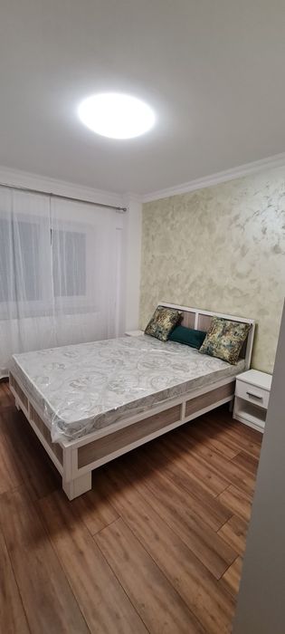 Închiriez apartament cu două camere