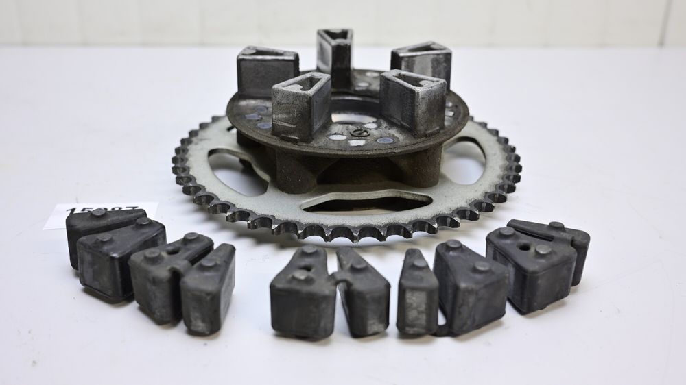 Pinion Roata Spate Cu Tampoane Honda XL1000V Varadero SD01 1999 - 2002