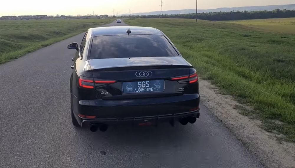 Stopuri Audi A4 B9 8w sedan rs4 fumurii originale matrix led dinamic