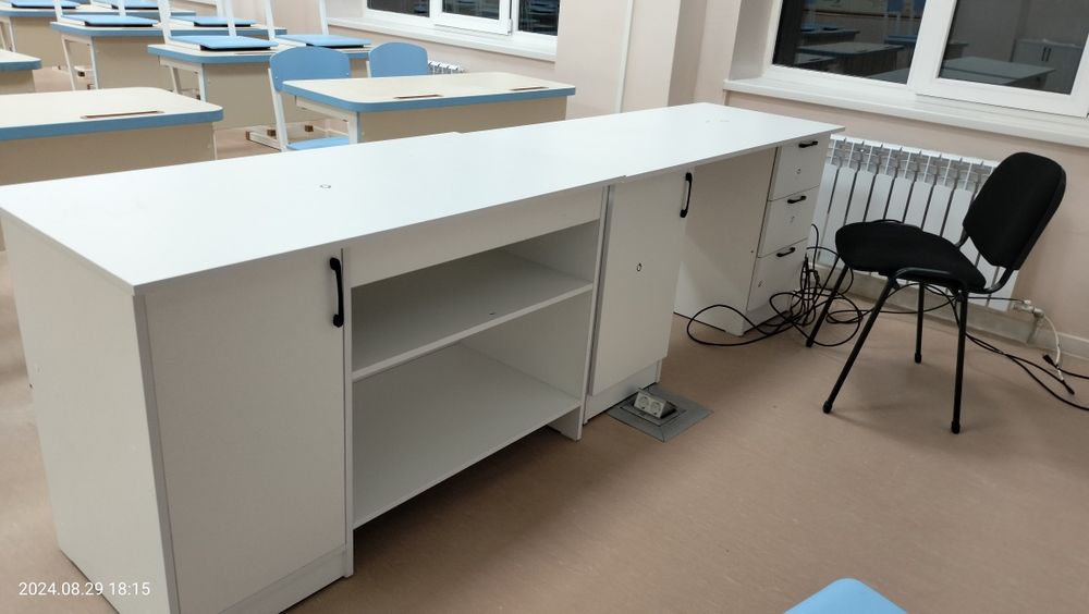 Стол для руководителя писменный стол