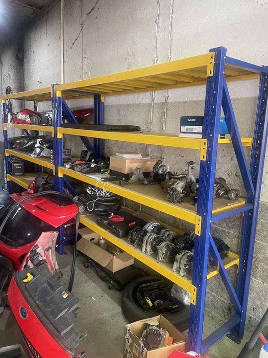 Метален стелаж професионален с 4 нива до 300 кг ниво