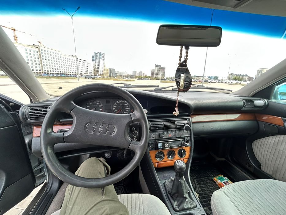 Продам Ауди 100 с4