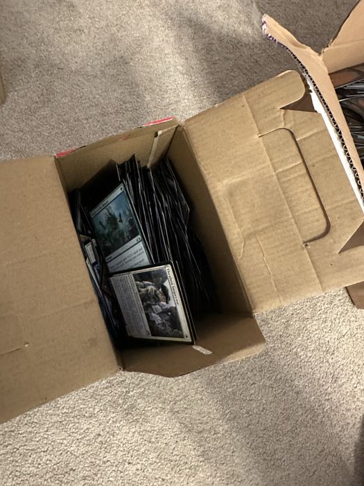 Cărți Magic: The Gathering la kilogram-140lei/kg aprox 50kg disponibil