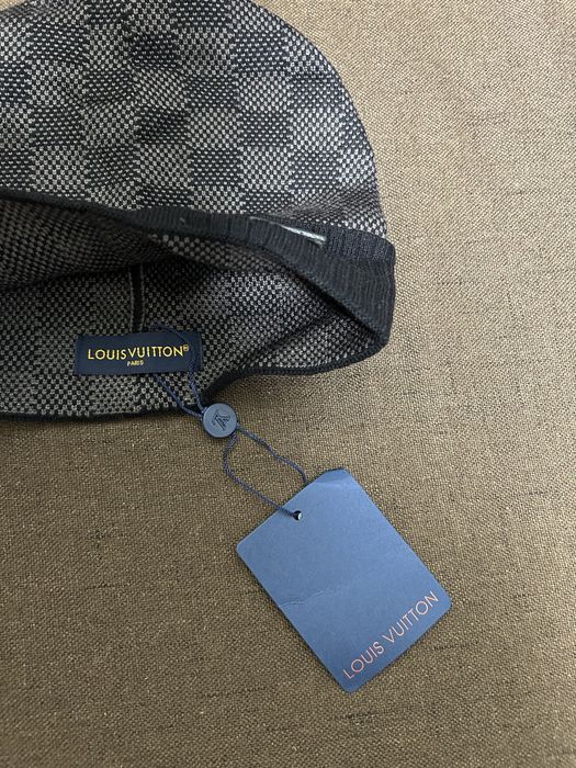 Caciula Louis Vuitton