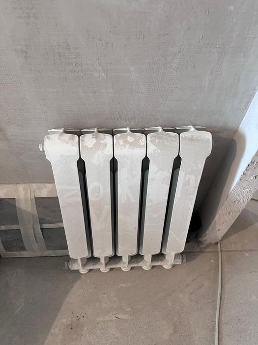 Продам батареи и конвектор