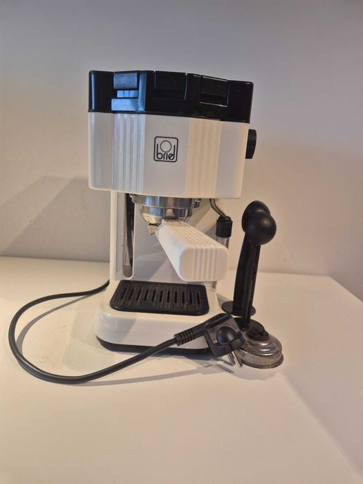 Компактна кафемашина Briel B15 IVORY