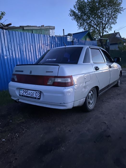 Продам авто ваз 2110