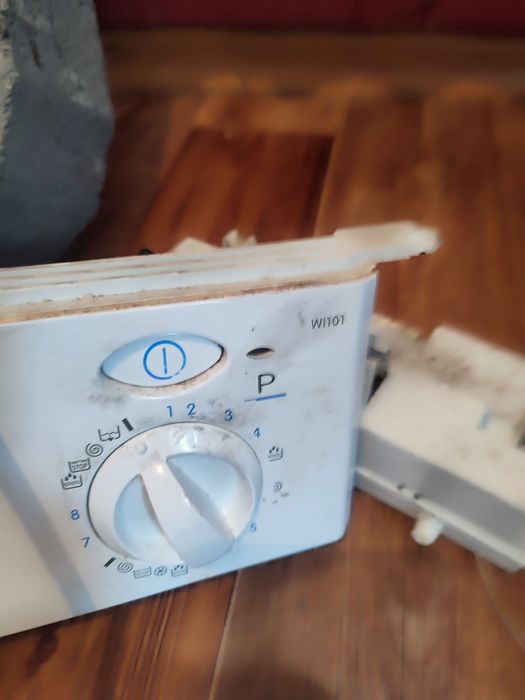 Запчасти от стиральной машинки indezit