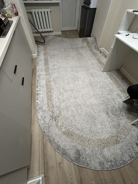 Ковер               .