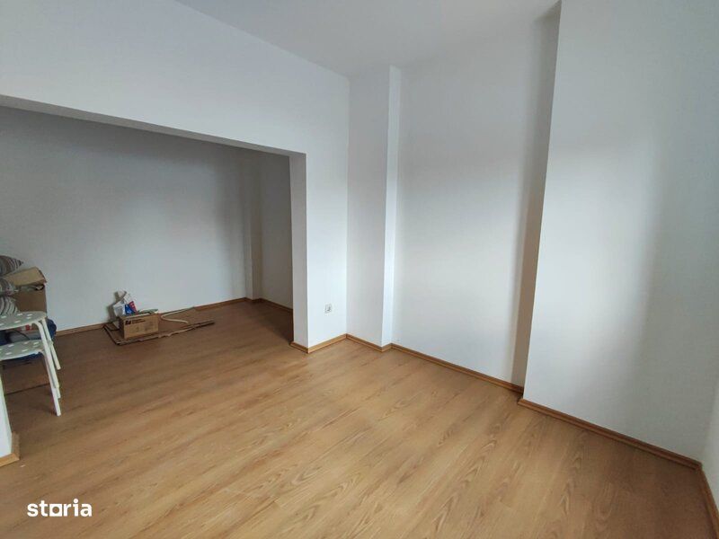 2 camere/Spatiu birouri/5 min de Piata Victoriei/ renovat/ap in vila