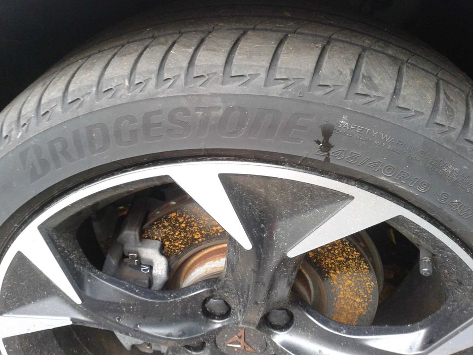 OKAZIE Anvelope BRIDGESTONE de vara 245 40 R19 94W rulate max 15000 km