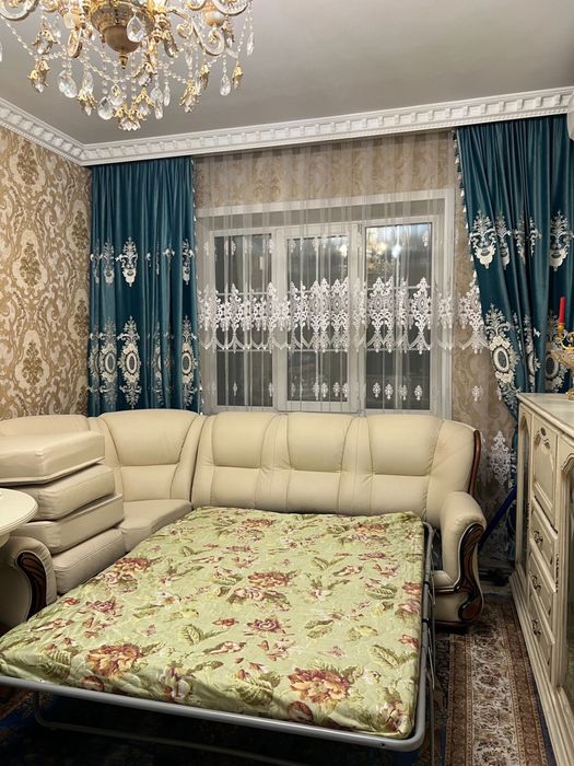 Продаётся диван в отличном состоянии.