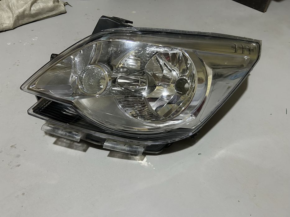 Фара Шевроле Кобальт левая передняя б/у