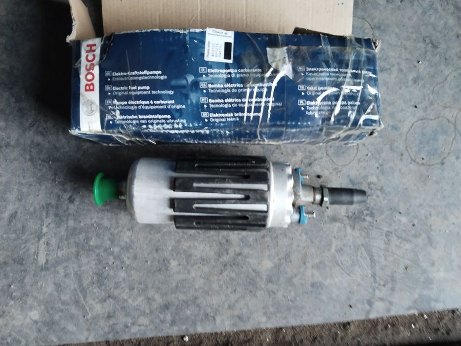 Продам бензонасос Мерседес 124