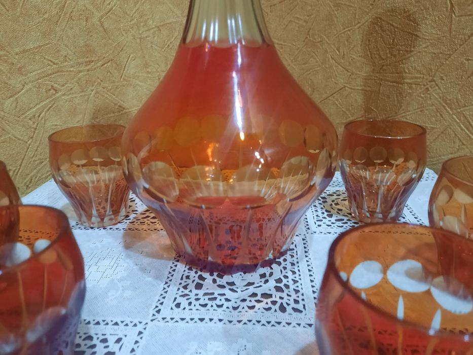 Коллекционный, винтажный набор: графин и 6 стопок. Ручное травление ви