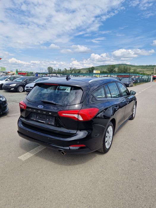 FORD Focus 2019 — imagine 4