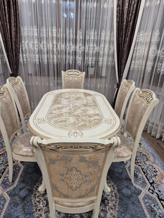 стол раздвижной со стульями