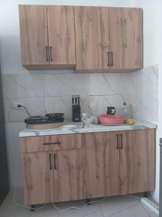 Срочно продается кухонный гарнитур