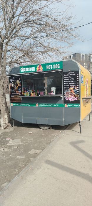 Biznes uchun vagoncha sotiladi ichida narsalari ham bor