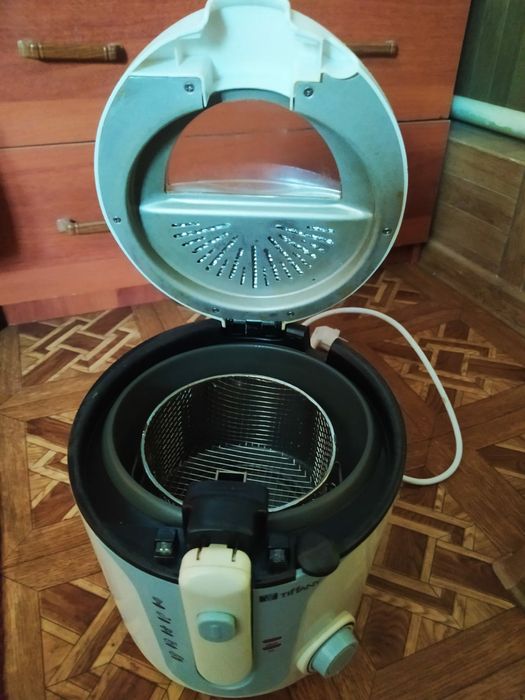 Продам  Аэрогриль,Фритюрница
