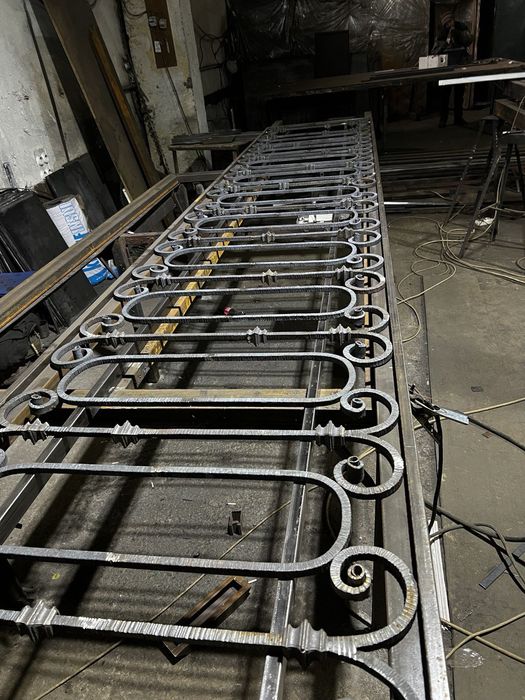 Darvoza panjara zina ushlagich yasash boyash xizmati