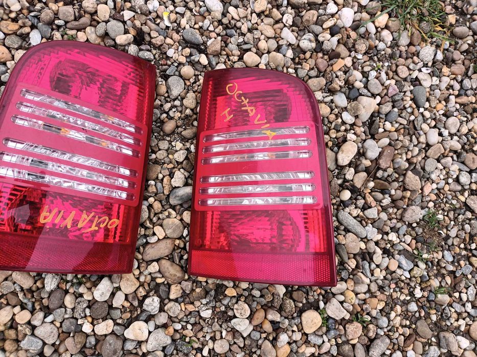 Ляв и десен стоп за шкода октавия комби SKODA OCTAVIA