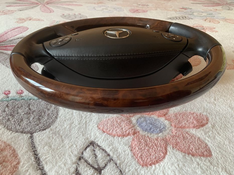 Волан за мерцедес w221