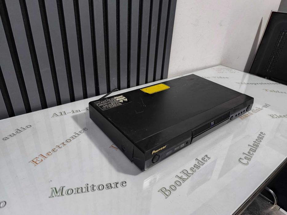 Player DVD Pioneer DV-575A-K DivX SCART, Dolby dts