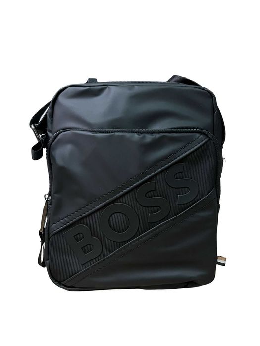 Мъжка чанта Hugo Boss 011 !