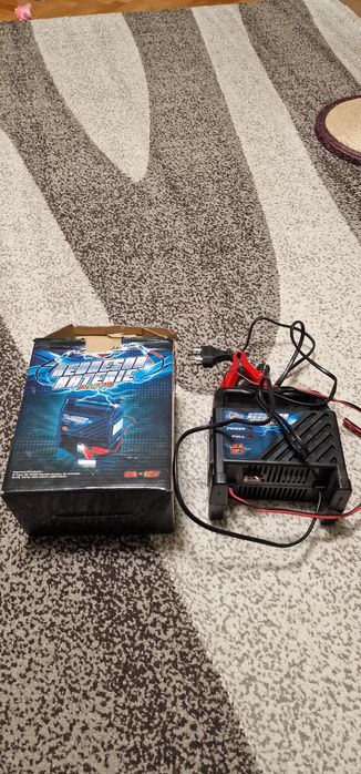 Redresor baterie auto