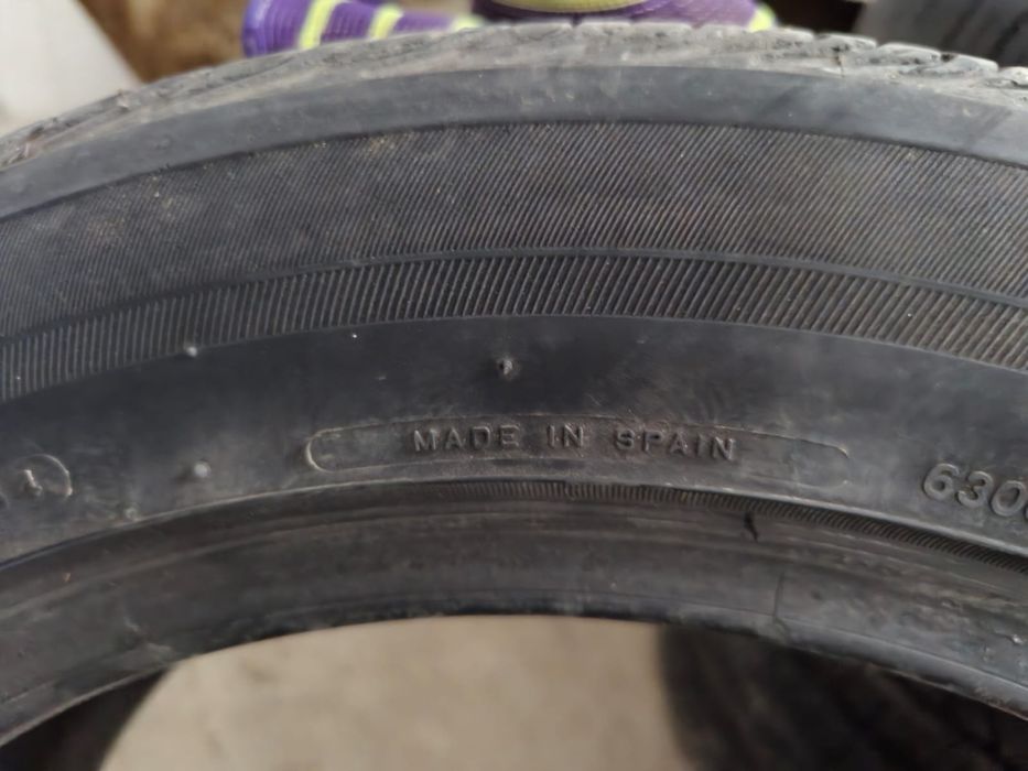 Продам летние шины 215/55/17