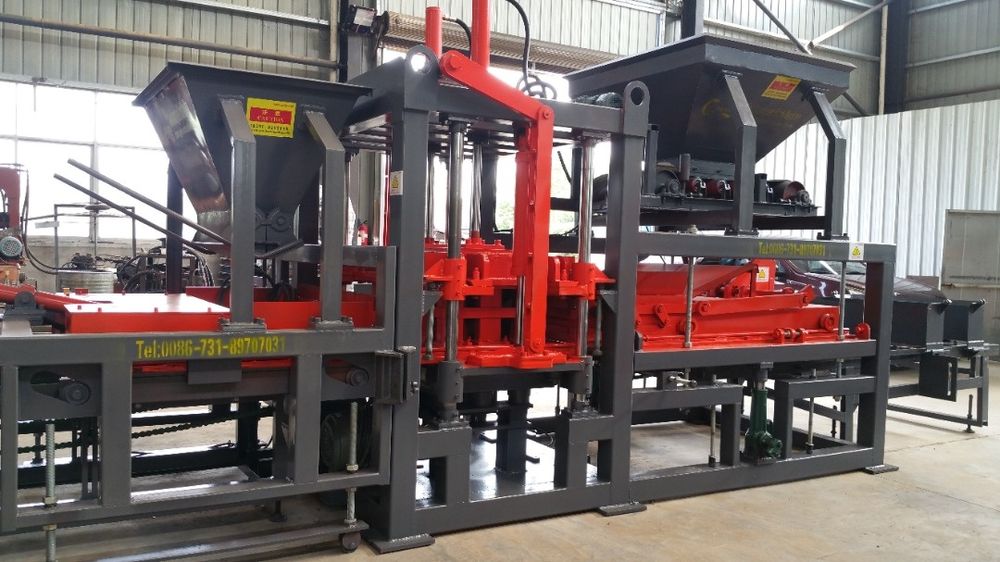 Станок для производства сплиттерного блока и брусчатки.