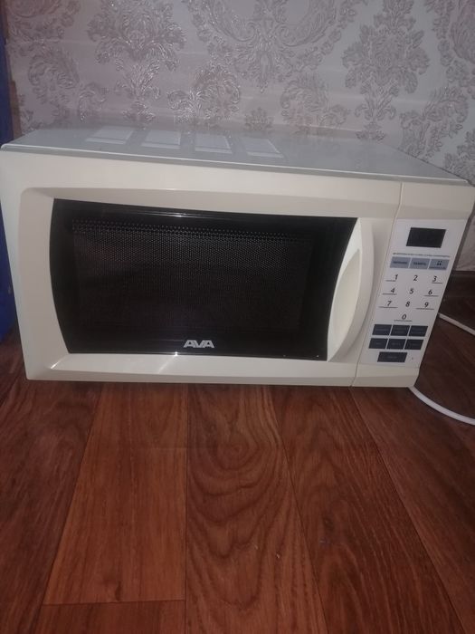 Продам микроволновую печь.