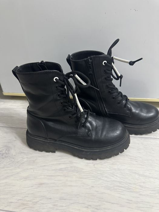 Осенние сапоги для девочки на 10-11лет